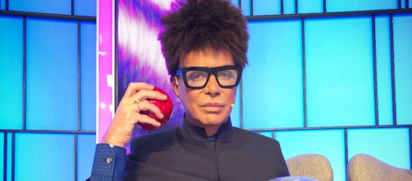 My Style Rocks: Ο Λάκης Γαβαλάς αφαίρεσε αξεσουάρ από παίκτρια - «Κρύψε τα δυο σου πόδια» (βίντεο)